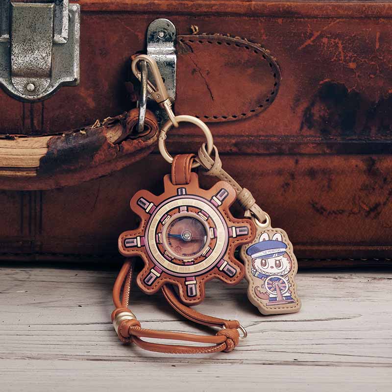 POP LAND The Monsters De Vliegende Flying LABUBU Series Compass Pendant