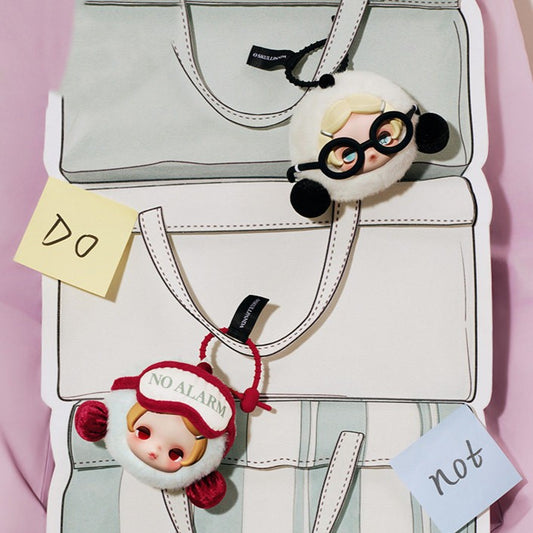 POP MART θ SKULLPANDA Earphone Case Off Mode Series (PRE-ORDER)