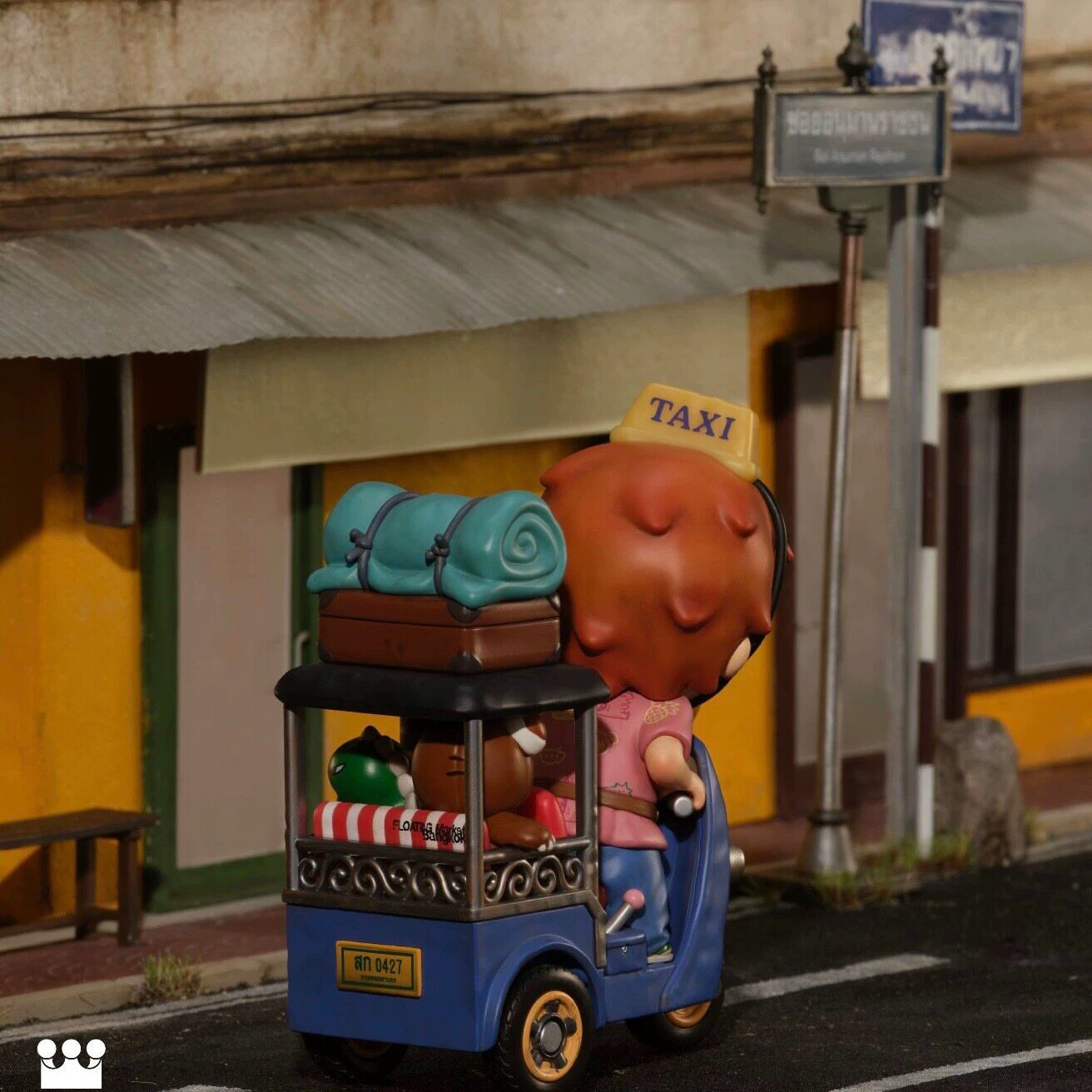 POP MART Hirono Tuk-Tuk Figure SEA Exclusive