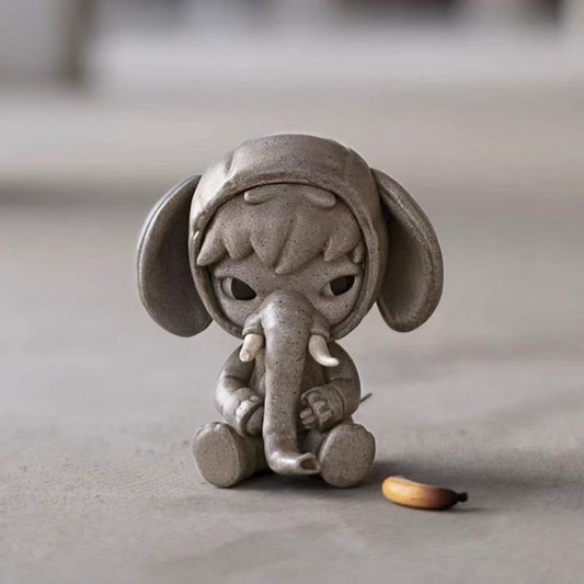 Hirono Elephant In The Room Hanging Card
