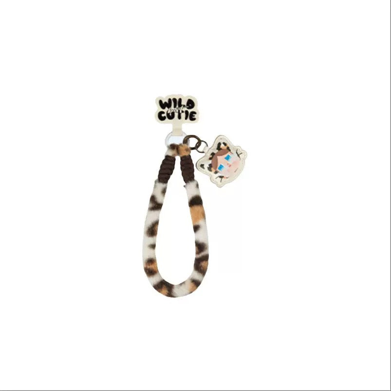 صندوق سحر الهاتف CryBaby Wild but Cutie الأعمى