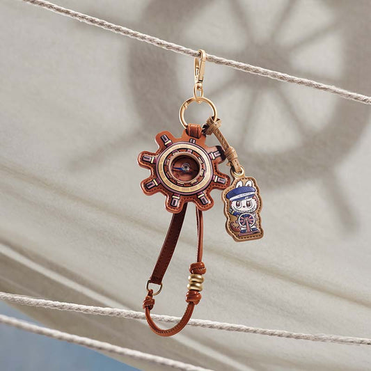 POP LAND The Monsters De Vliegende Flying LABUBU Series Compass Pendant