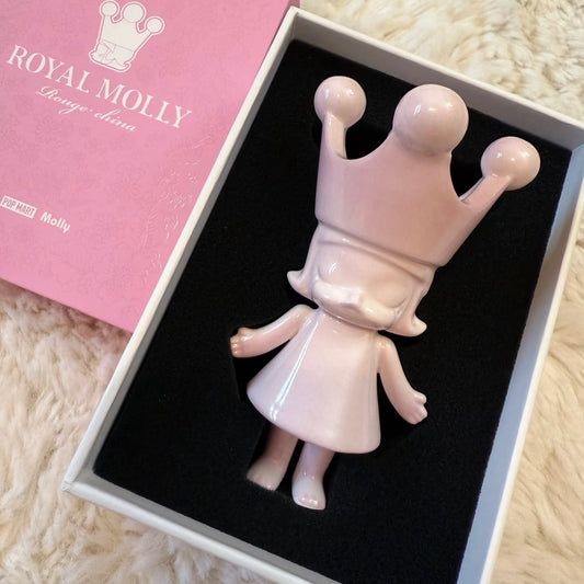 Mega Royal Molly 100% Rouge China Figure