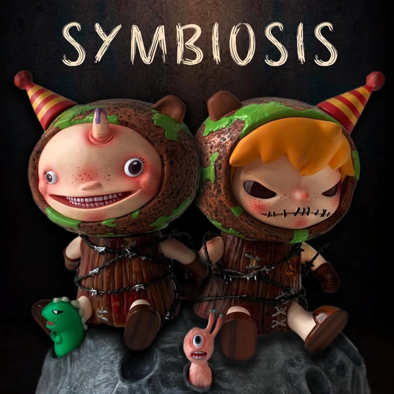 Hirono x Polar Symbiosis Figure hanging card